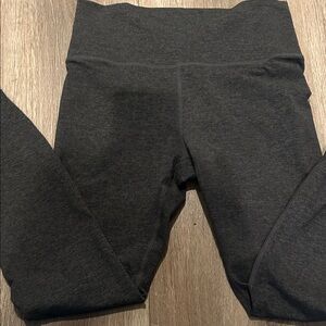 Vuori Dark Gray Women's Leggings